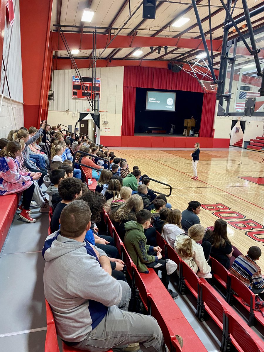 Hemingford Schools tweet media