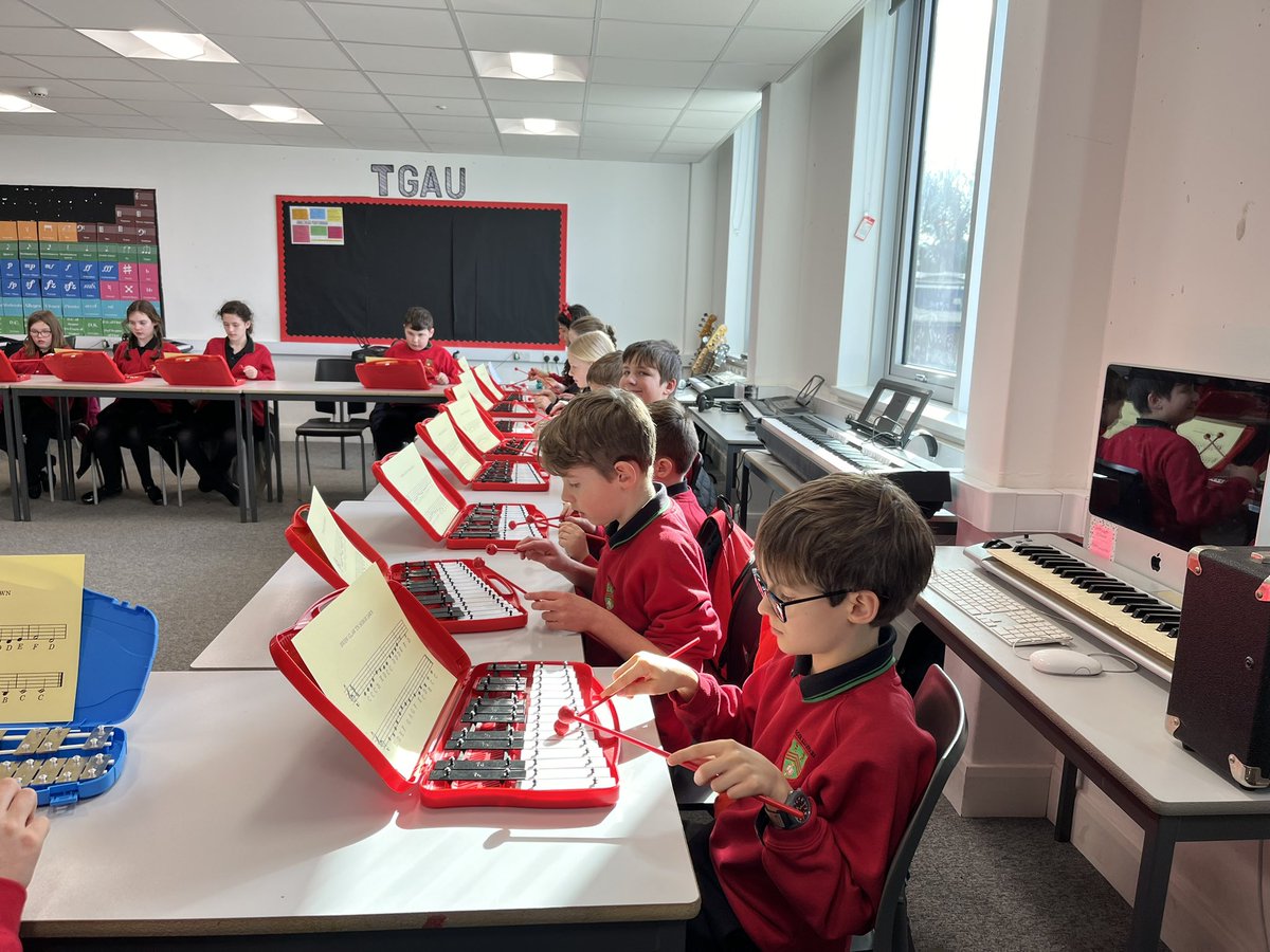 Adran Gerdd Ysgol Llanhari tweet media