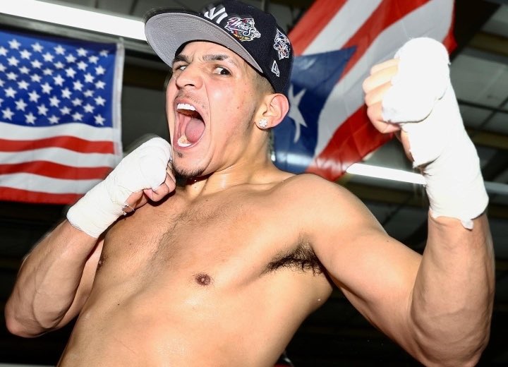 OnTheMic123's tweet photo. ¡Edgar “The Chosen One” Berlanga, pone a Puerto Rico en alto nuevamente tras la increible derrote sobre Padraig McCrory en el sexto asalto!🇵🇷🥊🥇
#JovenesConTalento
#MedallistasDeOro
#LosApoyamos
#NoTeQuites
#Olimpiadas
#VamosPorMás https://t.co/uBKwny8JU3