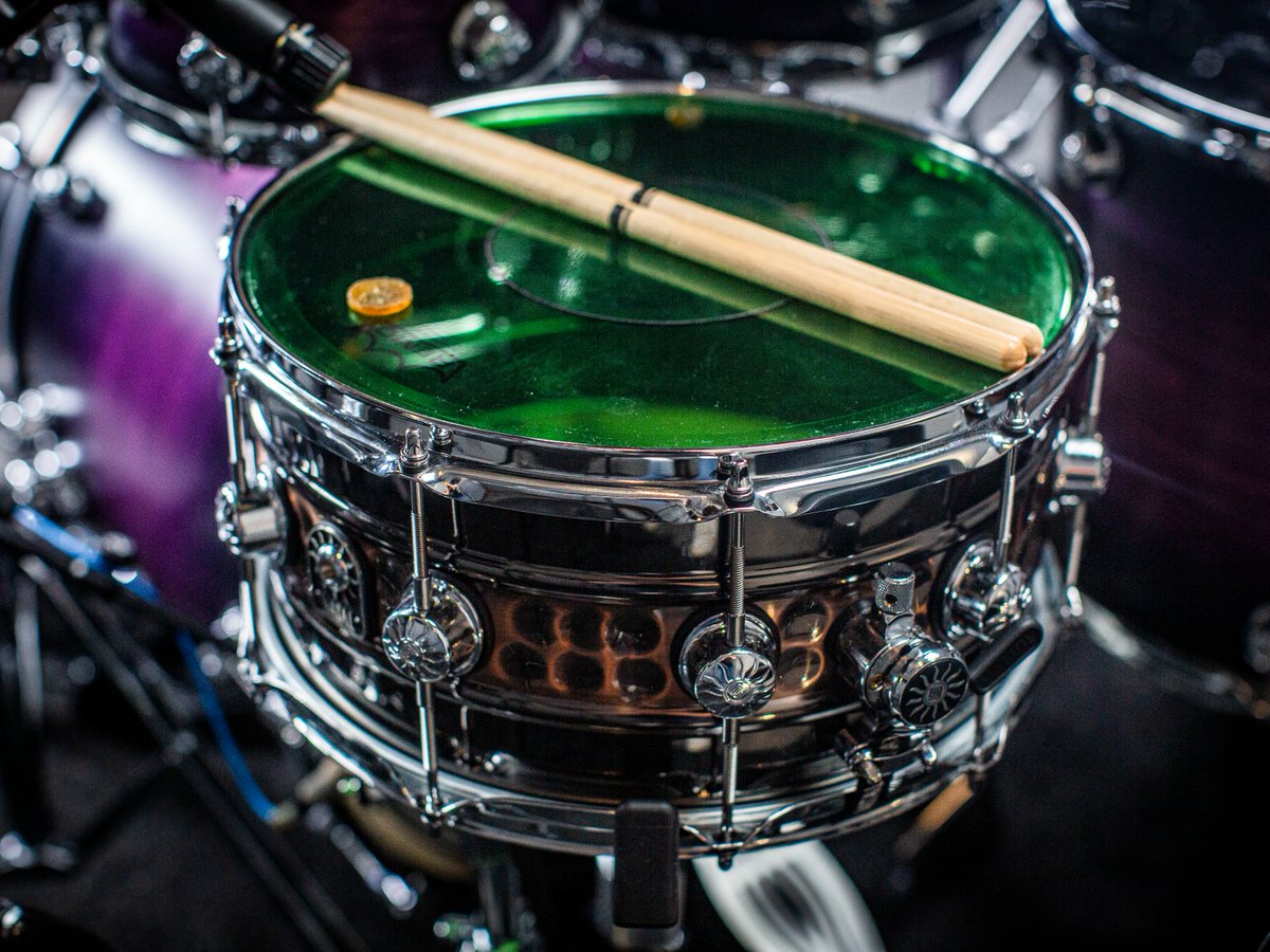 Ready to bring some extra snap to your sound? You need to try our beaded hammered steel snare! 🥁