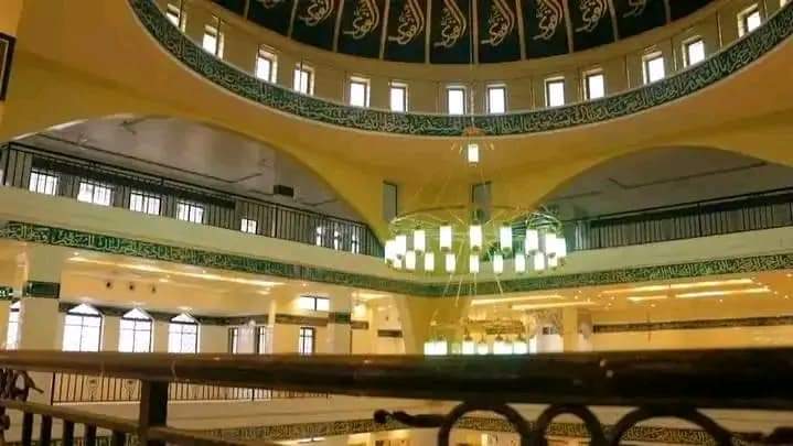 GombeHand's tweet photo. Newly constructed gigantic mosque of Sheik Dahiru Usman Bauchi in Bauchi State, Northeast Nigeria. https://t.co/FNp08UXNKZ