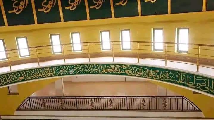 GombeHand's tweet photo. Newly constructed gigantic mosque of Sheik Dahiru Usman Bauchi in Bauchi State, Northeast Nigeria. https://t.co/FNp08UXNKZ