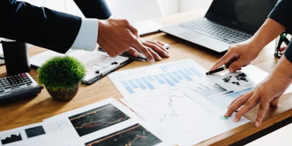 Food Logistics talks exclusively with QAD's Stephen Dombroski on how to build a more resilient cold supply chain. #ColdSupplyChain #SupplyChainRisks bit.ly/42NqSZ7