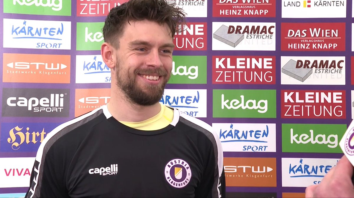 austria_sk's tweet photo. Die Interviews nach dem Spiel gegen @BlauWeissLinz mit Sky #Schwarz, Kosmas #Gkezos, Max #Besuschkow und Phillip #Menzel jetzt hier zum nachsehen 👉 https://t.co/UWWEeOWZtQ

#SKA #ForzaViola https://t.co/u5dOKvLZjn