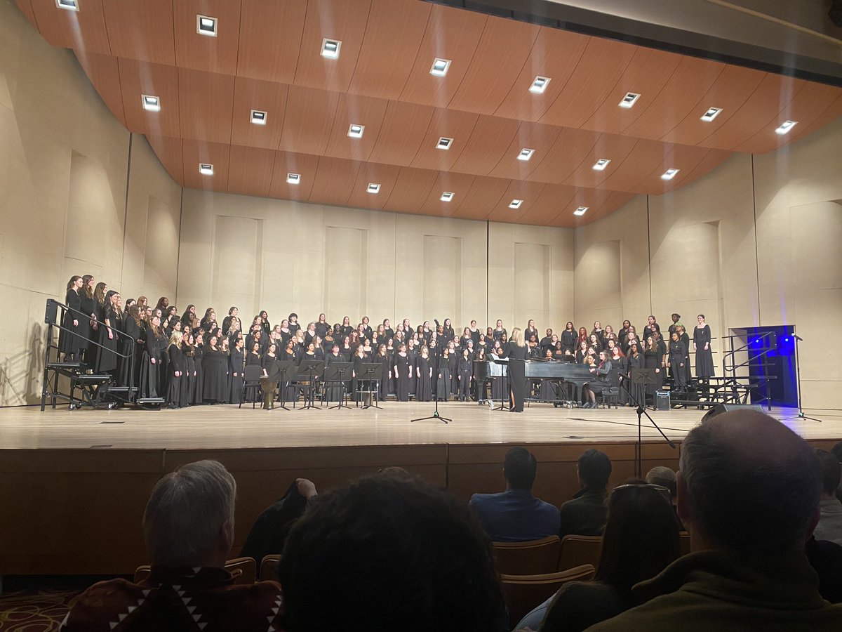 Mr. Gray tweet media