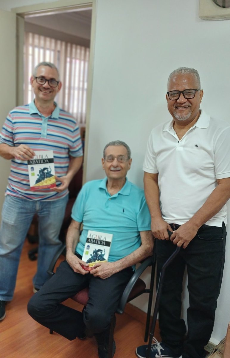 Gracias a mi gran hermano <a href="/AlecoTiniacos/">Aléxandros Tiniakós</a> y a mi garra Jaime Ricardo Moreno, por adquirir la novela Águila Abatida. Adquiere la tuya ya, llamándome al 6550-3677