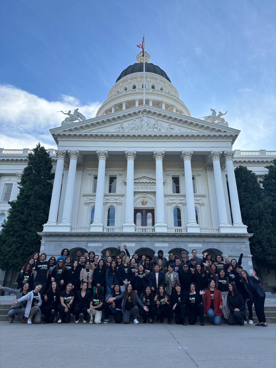 CALPIRGStudent's tweet photo. We're so excited to be up in Sacramento meeting with elected officials on issues students really care about! Follow along to see how it goes! #CampustoCapitol #LobbyDay2024 #BreakFreeFromPlastic #caleg https://t.co/Qk6sDx05R0