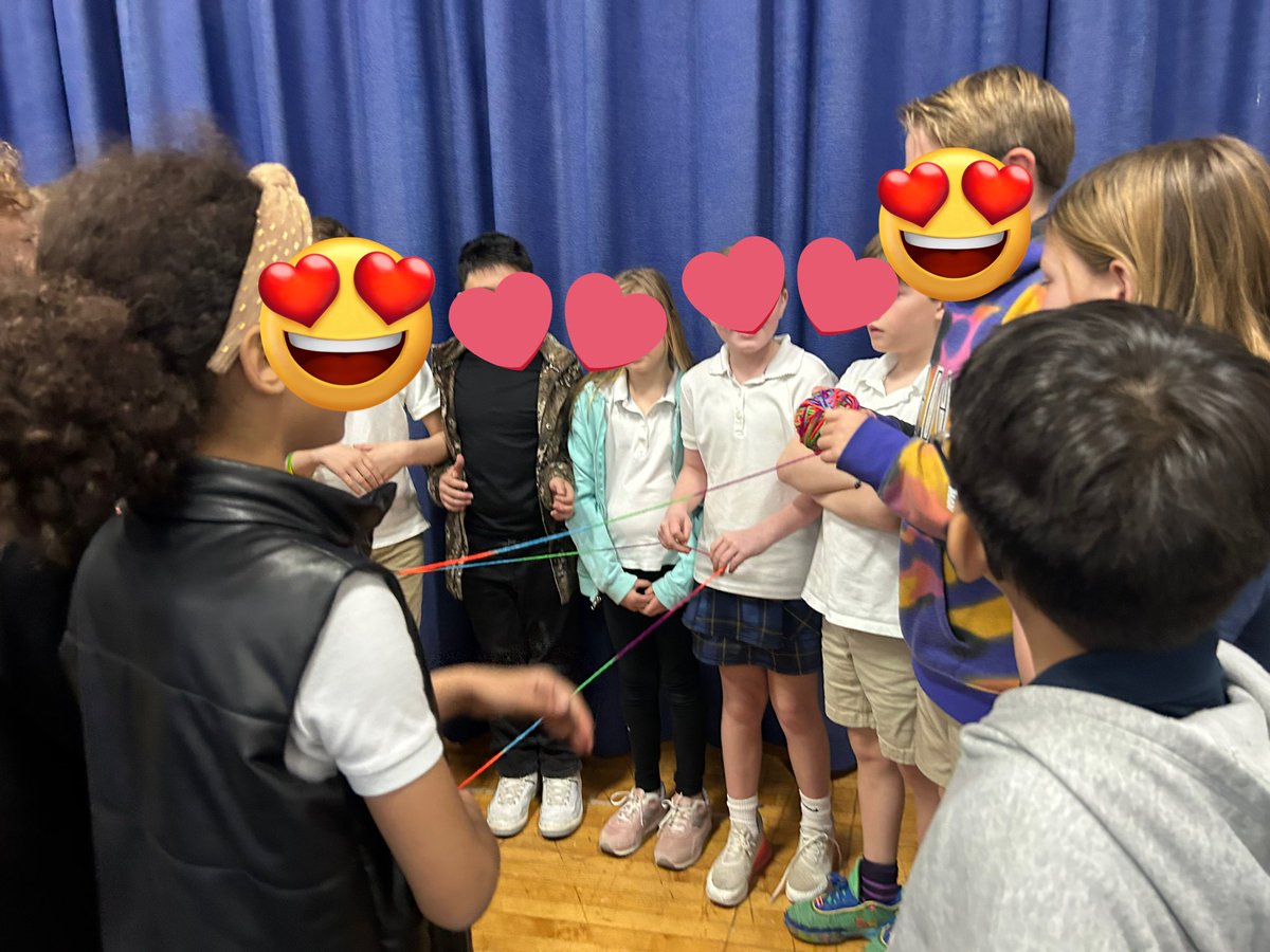 RobinPattillo's tweet photo. Last week, @LakewoodElement 3rd-5th graders had the joy of meeting author @meghanpbrowne! We were prepared for her visit, &amp; she did not disappoint. What an amazing day &amp; a wonderful experience! @DISD_Libraries @ProjectReadDISD @DrElenaSHill https://t.co/umyIOXtMfH