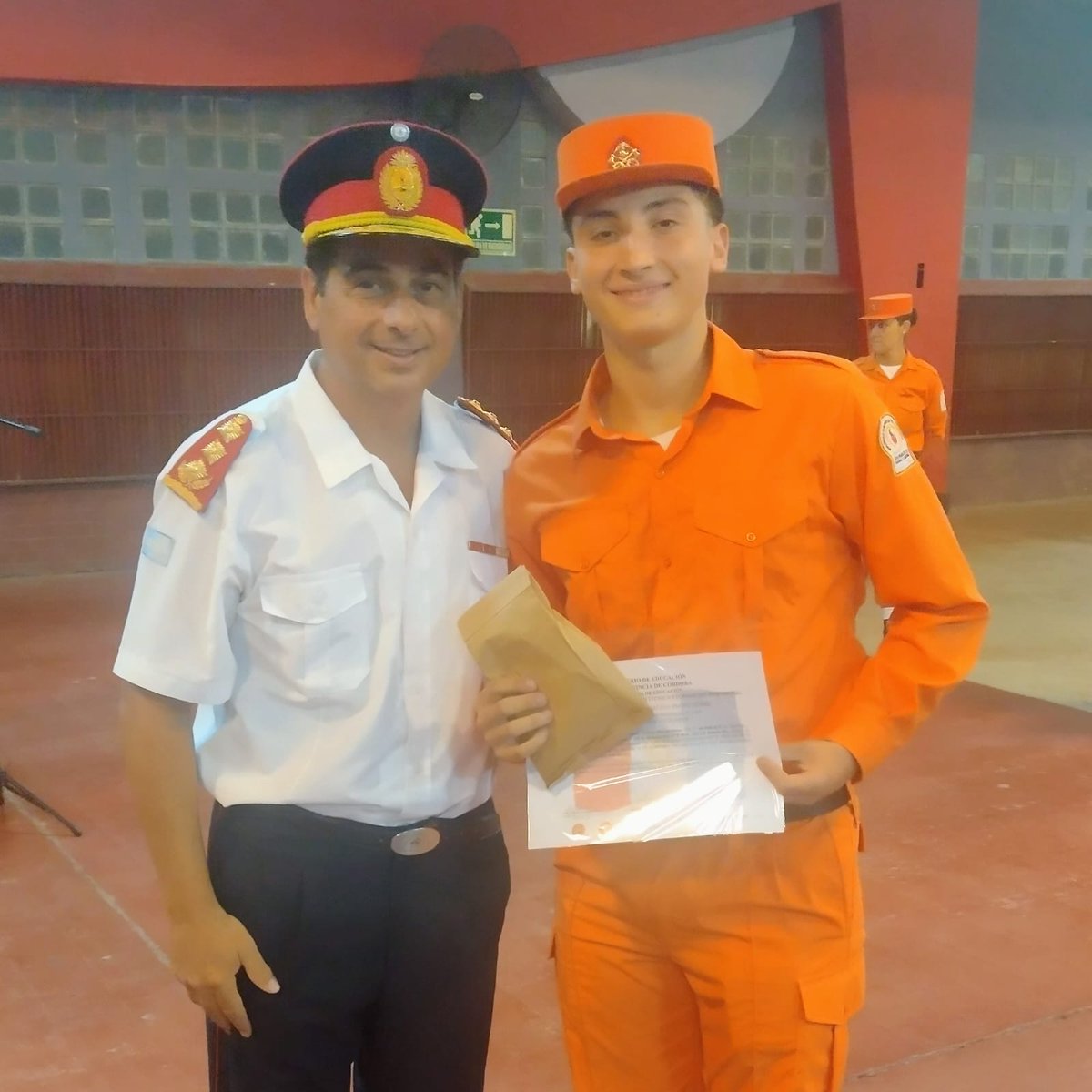 fbvpcba's tweet photo. ⏩El Director del Centro de Capacitación y Programación representó a nuestra Federación en el 🔶Acto de Colación de #BN1 👩‍🚒👨‍🚒del Anexo Educativo #Regional1
⏩La info en 👇
https://t.co/UrdeUwiAIX https://t.co/xSK3rSUniR