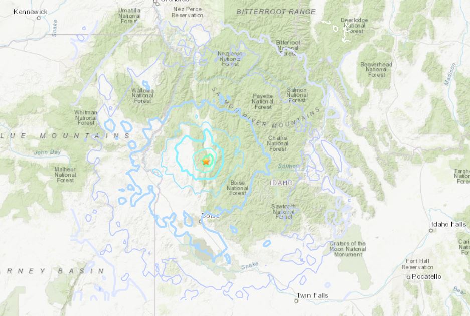 You'd think after 10 years in the Bay Area AND after that big 6.5 magnitude earthquake we had in Idaho in March 2020 that I'd recognize an earthquake. I was on a Zoom and totally thought this morning's 4.9 magnitude Idaho earthquake was hail or wind🤨earthquake.usgs.gov/earthquakes/ev…