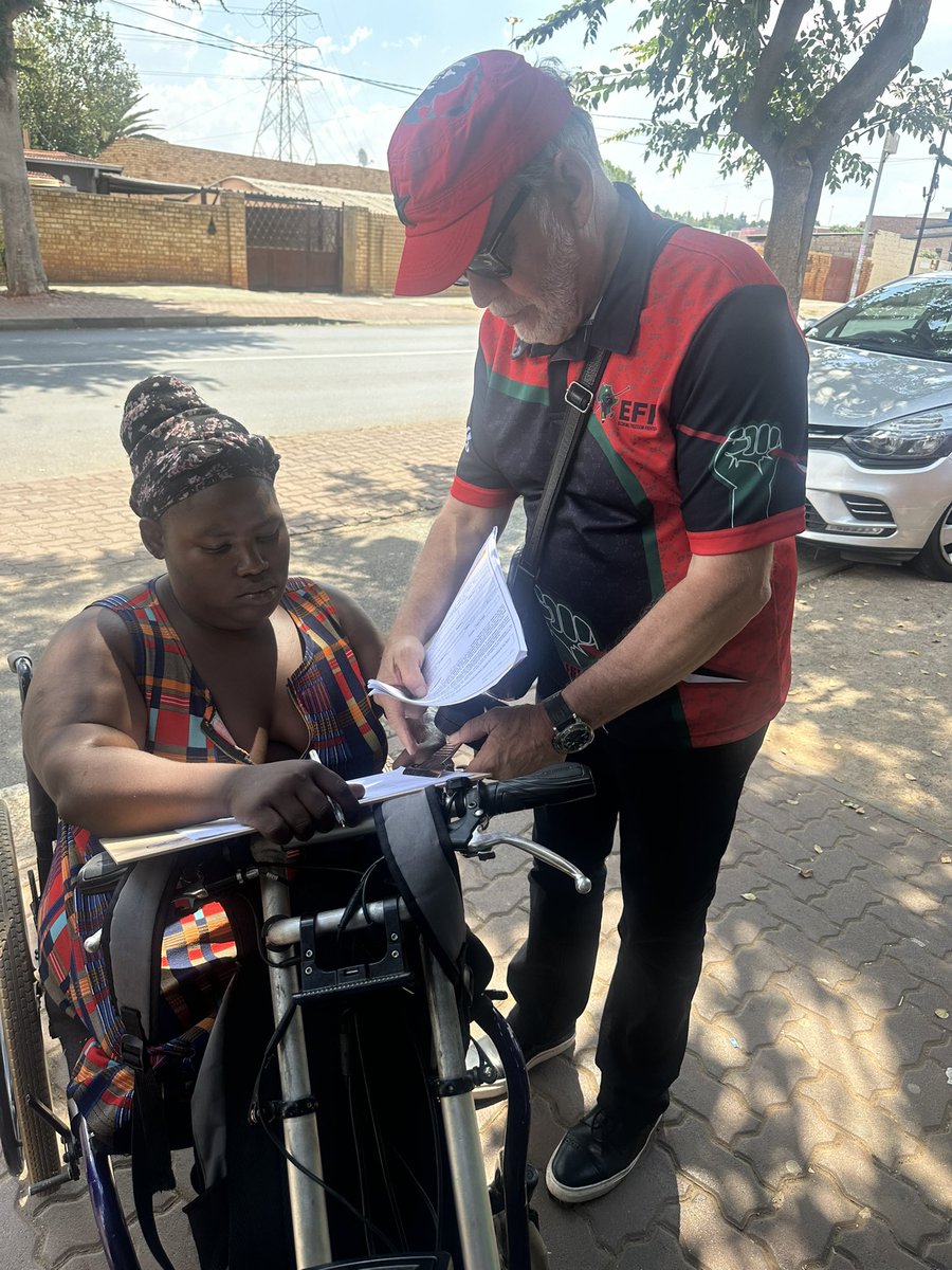 niehaus_carl's tweet photo. Our #EFFElectionCampaign was again today in full swing! Together with Commissar Moshe Koma, our #EFF Gauteng Provincial Secretary, I campaigned together with fellow Fighters today in Mofolo in Soweto.
#2024IsOur1994!
#VivaEFF! βπΎ
#VoteEFF! βπΎ
#JuliusMalemaForPresident! βπΎ https://t.co/aNMKylnm3O
