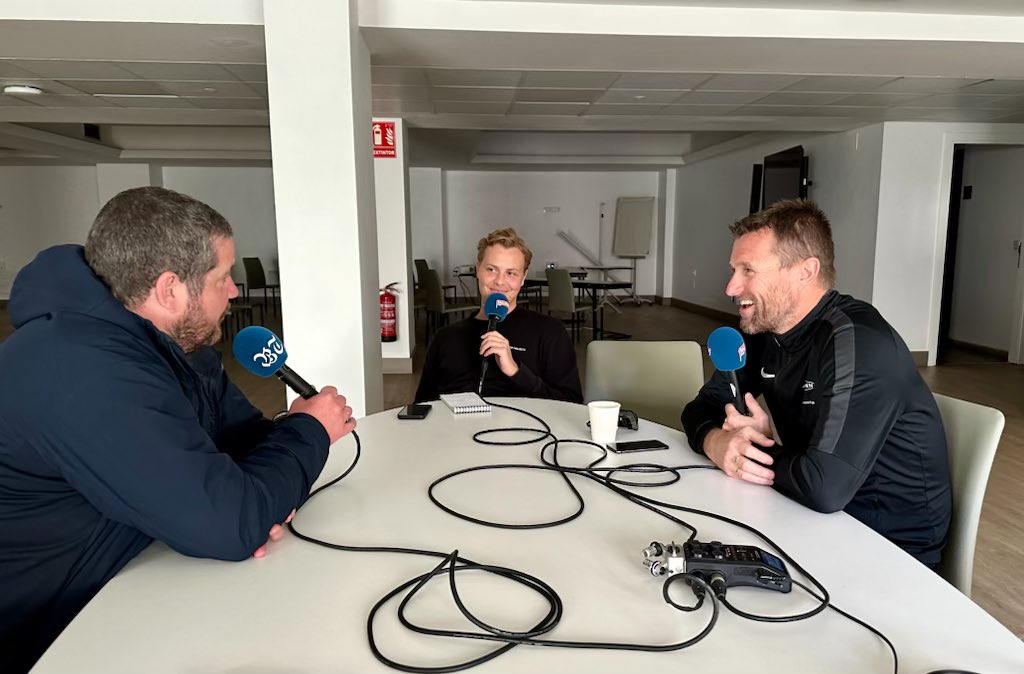 Vi har laget pod med sjefen for de gode tider. Lover at podden er nesten like koselig som rommet vi satt i!