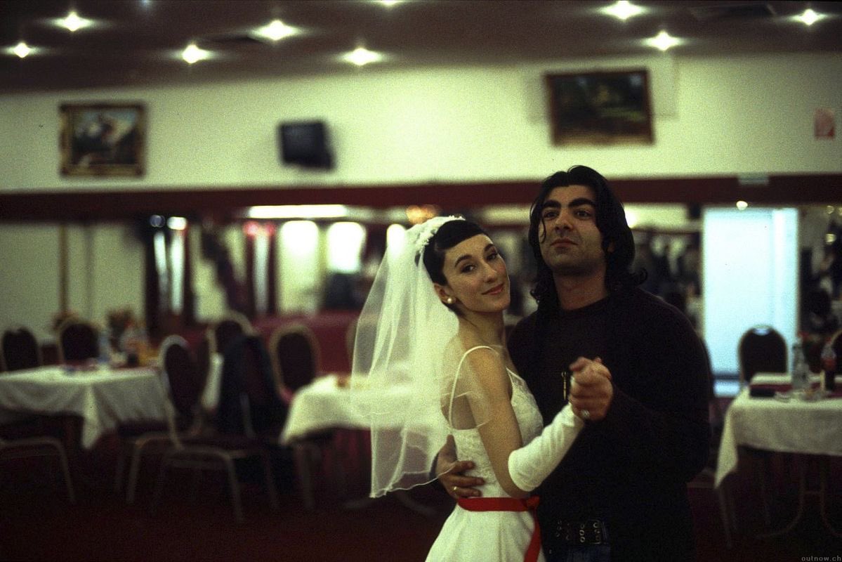 peopleandcinema's tweet photo. Yönetmenler ve oyuncuları 🖤

Vildan Atasever &amp; Zeki Demirkubuz✨
Sibel Kekilli &amp; Fatih Akın❤️‍🔥 https://t.co/M2t5Xn1WIK