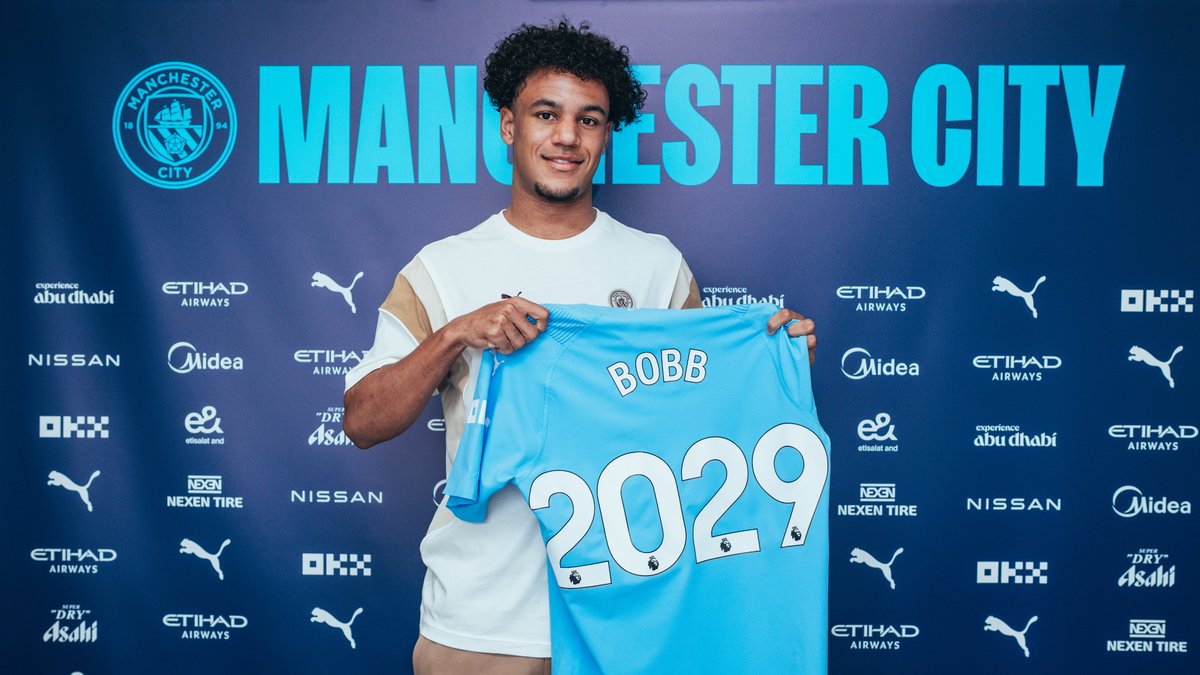 ManCity's tweet photo. 2️⃣0️⃣2️⃣9️⃣💫 https://t.co/vIxIh8N290