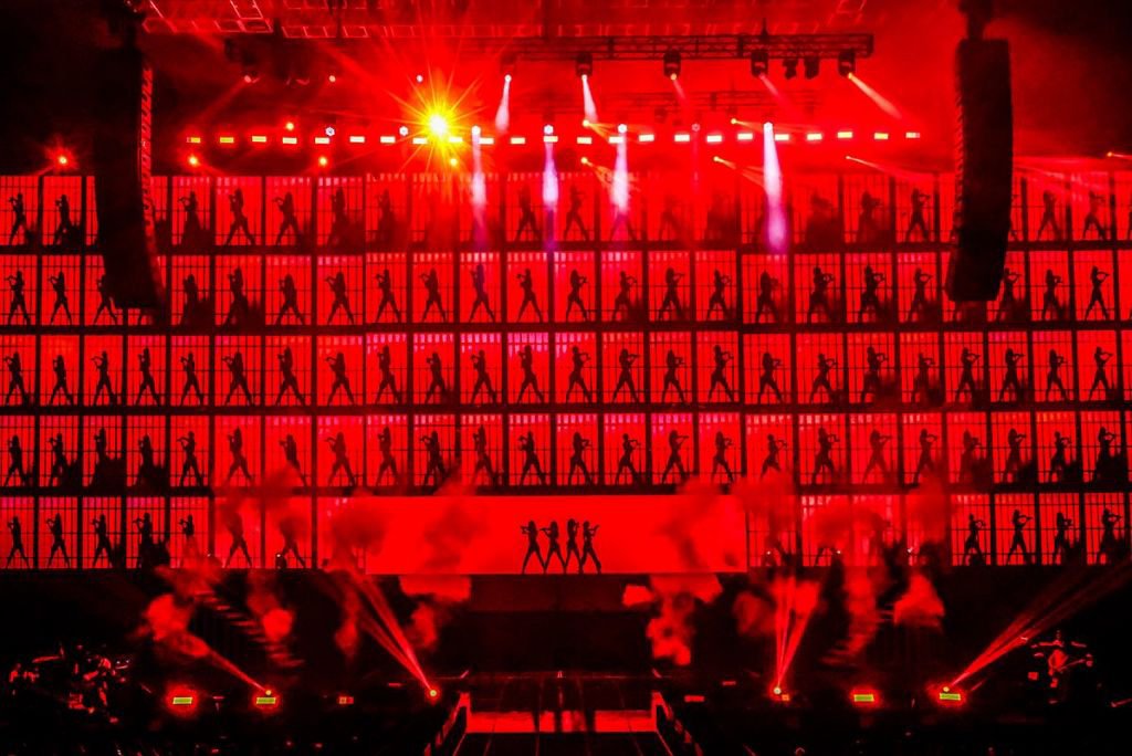 ITZY impresses with the scale of their concert 
tinyurl.com/2pkarhtf