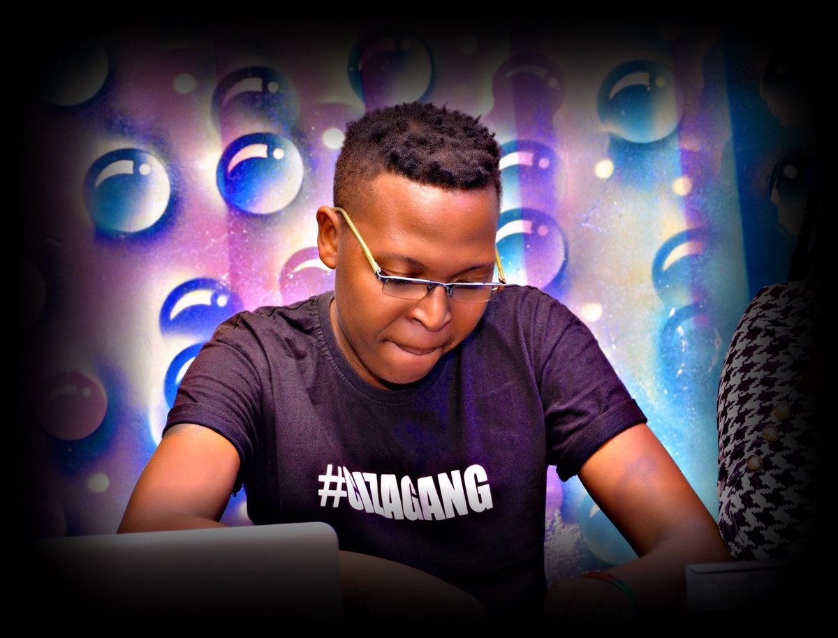 mwalye_joel26's tweet image. Long time we ah kick this ball 💿 like Maradona 💯 Na night FAM !!

#CizaGang