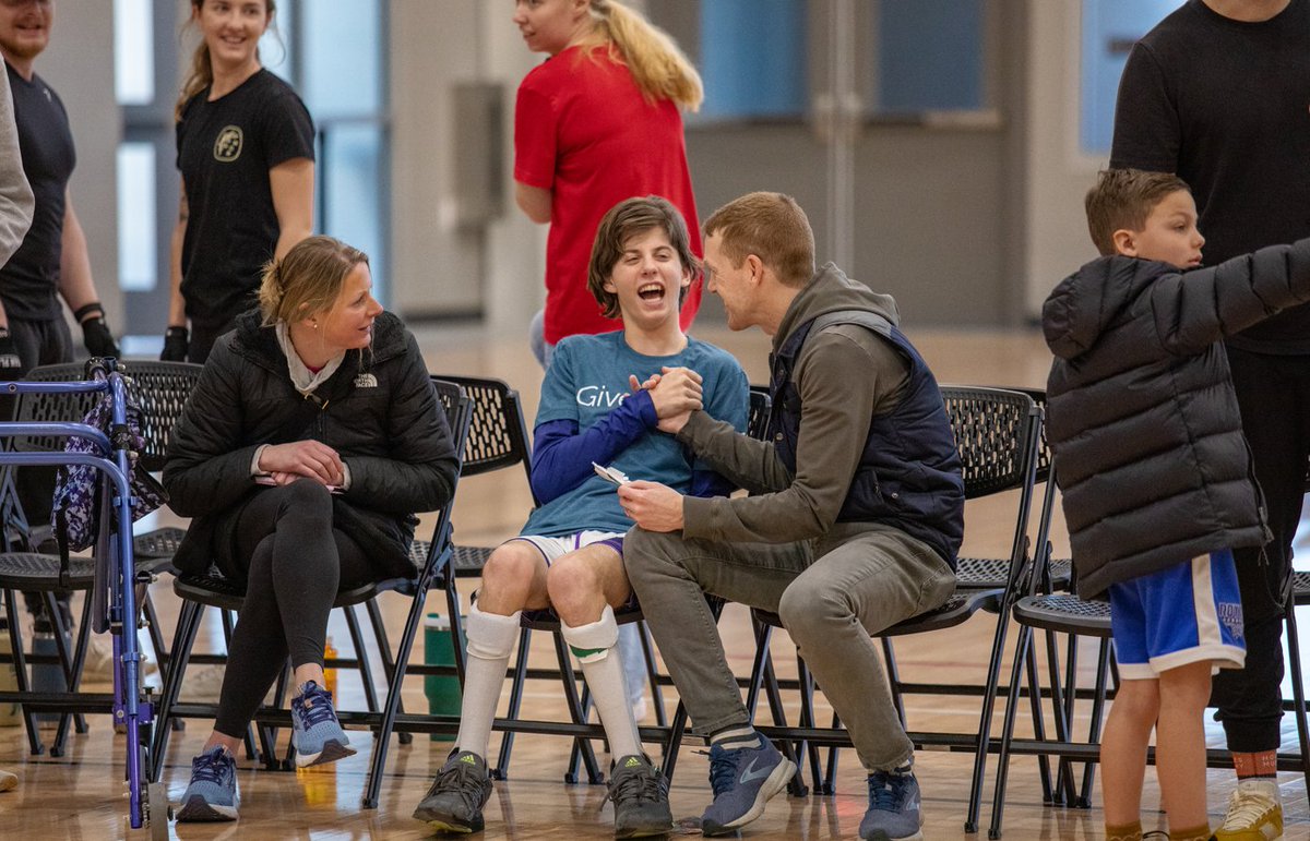 Holmes Murphy tweet media