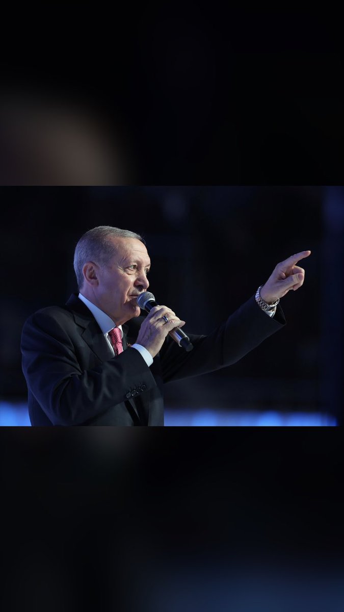 Milletin adamı,Dünya lideri ve ömrünü bu vatana vakfetmiş bir adam gibi adam rabbim sana sağlıklı uzun ömürler versin inşallah REİS rabbim her daim muzaffer eylesin inşallah 🎂👏👏👏🧿🍀😊🤲