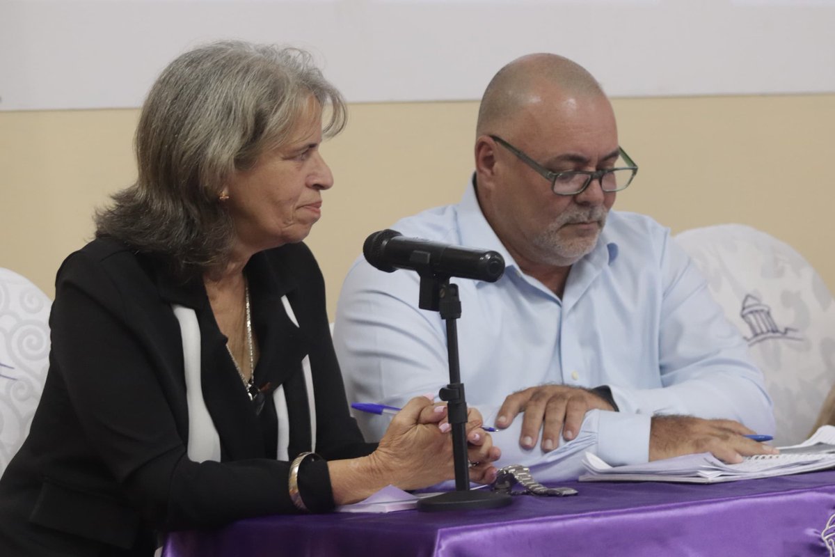 uc_camaguey's tweet photo. 🎙️Socializan investigaciones, resultados de Doctorados y Maestrías, parte del quehacer científico del #CEDET y su vinculación con los municipios como parte de las actividades por sus 25 años de creado.
#UCCuba #UniversidadCubana
#Cedet https://t.co/yT47LjKBsU