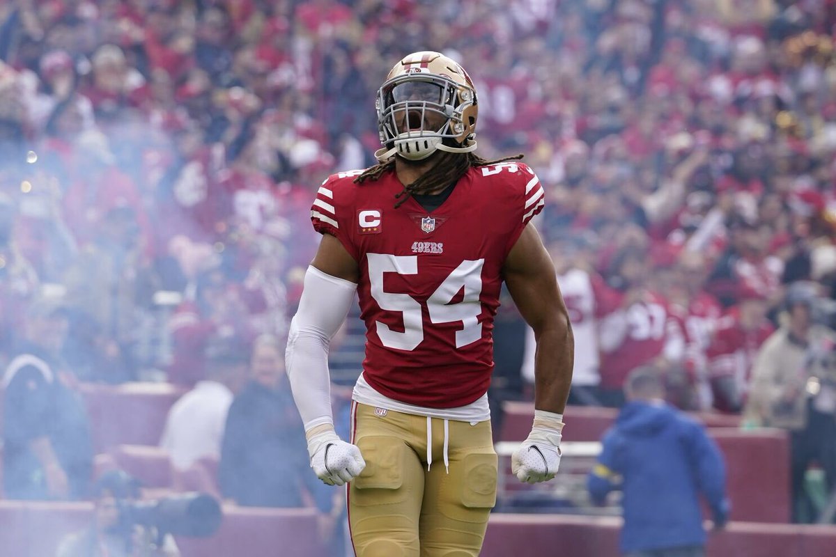 49ersSportsTalk's tweet image. More #49ers News: San Francisco plans to work with LB Fred Warner on a contract re-structure, that possibly includes a contract extension, source says. 

A move that can clear up $12M+ in cap space in 2024, while attempting to lock down the best LB in football. #NFL #Niners