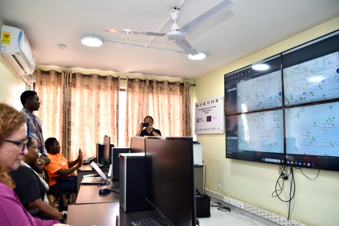 Today, the Regional MCS Centre of the <a href="/FCWC_CPCO/">FCWC/CPCO</a>
received a visit from a delegation led by Acting Assistant Secretary (AAS) Jennifer R. Littlejohn, of <a href="/SciDiplomacyUSA/">U.S. Department of State | Science Diplomacy USA</a>. The visit was organized to discuss the role of MCS in addressing #IUUFishing in the region &amp; some of the tools