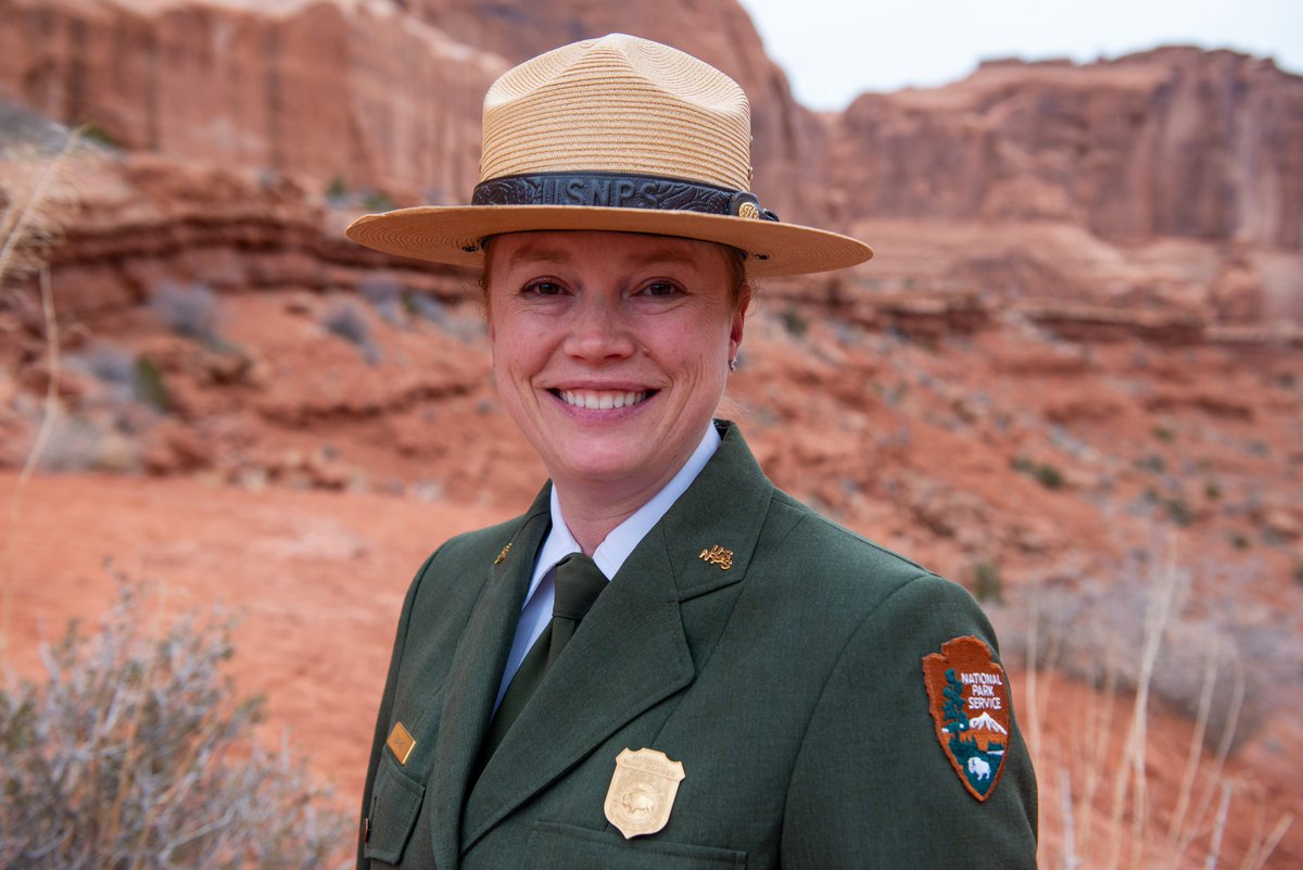 🎉Big news! We have a new superintendent, Lena Pace! “I am honored to be selected to lead this iconic group of parks and am so grateful for the diverse career I've had across the National Park Service that has led me to this point,” says Pace. Learn more: nps.gov/cany/learn/new…