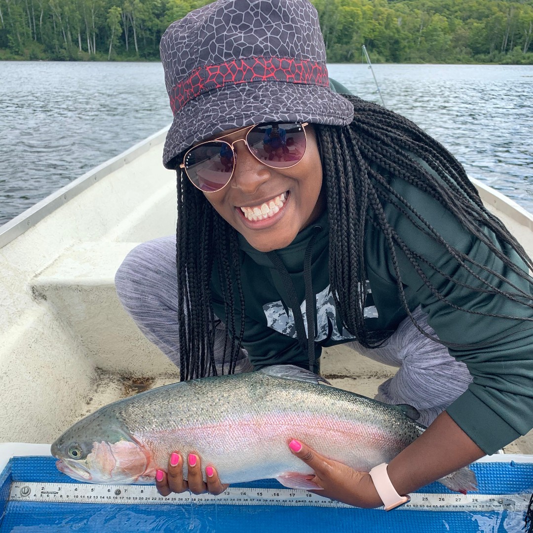 Celebrating the work of Canadian Conservationists this #BlackHistoryMonth! Meet four young idealists making waves in wildlife conservation. Visit the #CWFBlog to dive into their inspiring stories: ow.ly/Jua250QHkso 🙌🏾 #BHM2024