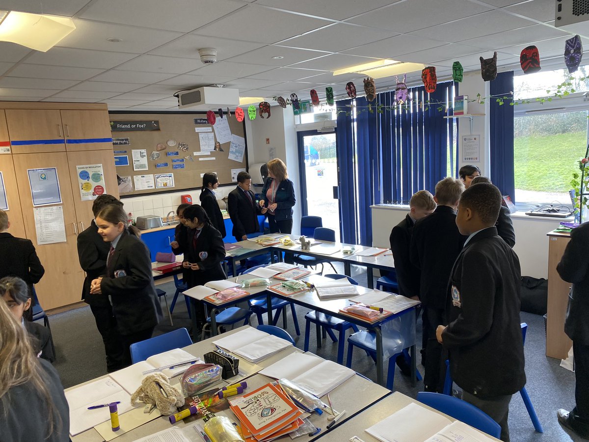 In @year5and6church it was great to see the pupils using some #moveandlearn approaches through CPD @MissHRosenberg1 after our work with @moveandlearnuk @ianmarkholmes Just great to see 😆🤩 @tagtiv8 @We_Are_CAS