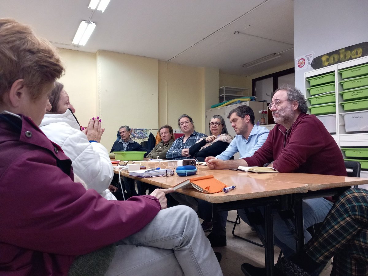 Esta tarde acogemos en nuestro local  la reunión mensual de la <a href="/CecSbc/">CEC_SBC</a> en la que tenemos encuentro con la <a href="/FRAVM/">Federación Vecinal de Madrid</a> para trabajar la próxima revisión del Plan General de Ordenación Urbana de Madrid (PGOUM)

¡Seguimos! 💪🏼

#SomosBarrio #JuntasHacemosCiudad #SanBlasCanillejas