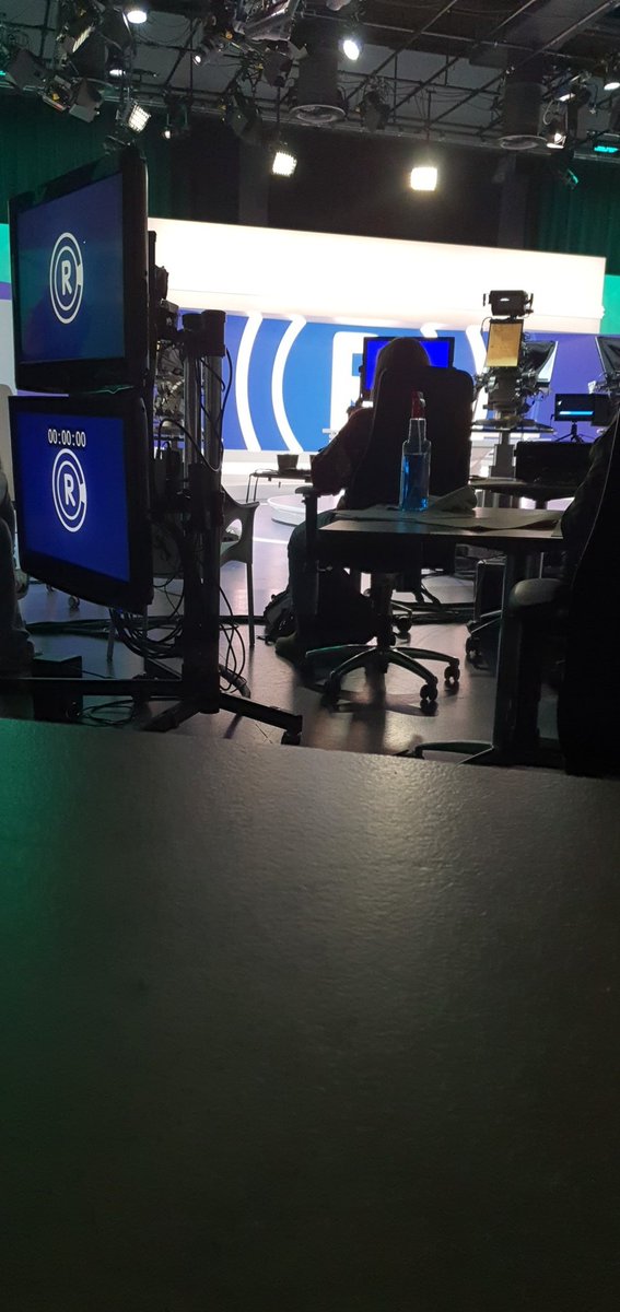 JeroenWolfsen's tweet image. Vanavond bij tros radar een onderwerp over de trage en klantonvriendelijke werkwijze van banken en verzekeraars bij het overboeken van pensioen- en lijfrente kapitaal.