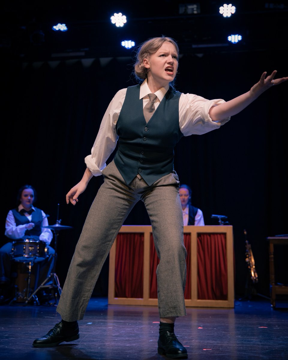 StowawayTheatre's tweet photo. 🎉 Tonight's the night! 🌟 Our #40Elephants tour date at @FrontRoomWSM is finally here, and we couldn't be more excited! 💃 We're thrilled to bring our original show to a sold-out audience right here in Weston Super Mare 🎭
We can't wait to see all your faces in the crowd tonight https://t.co/Urxl7UsEpw