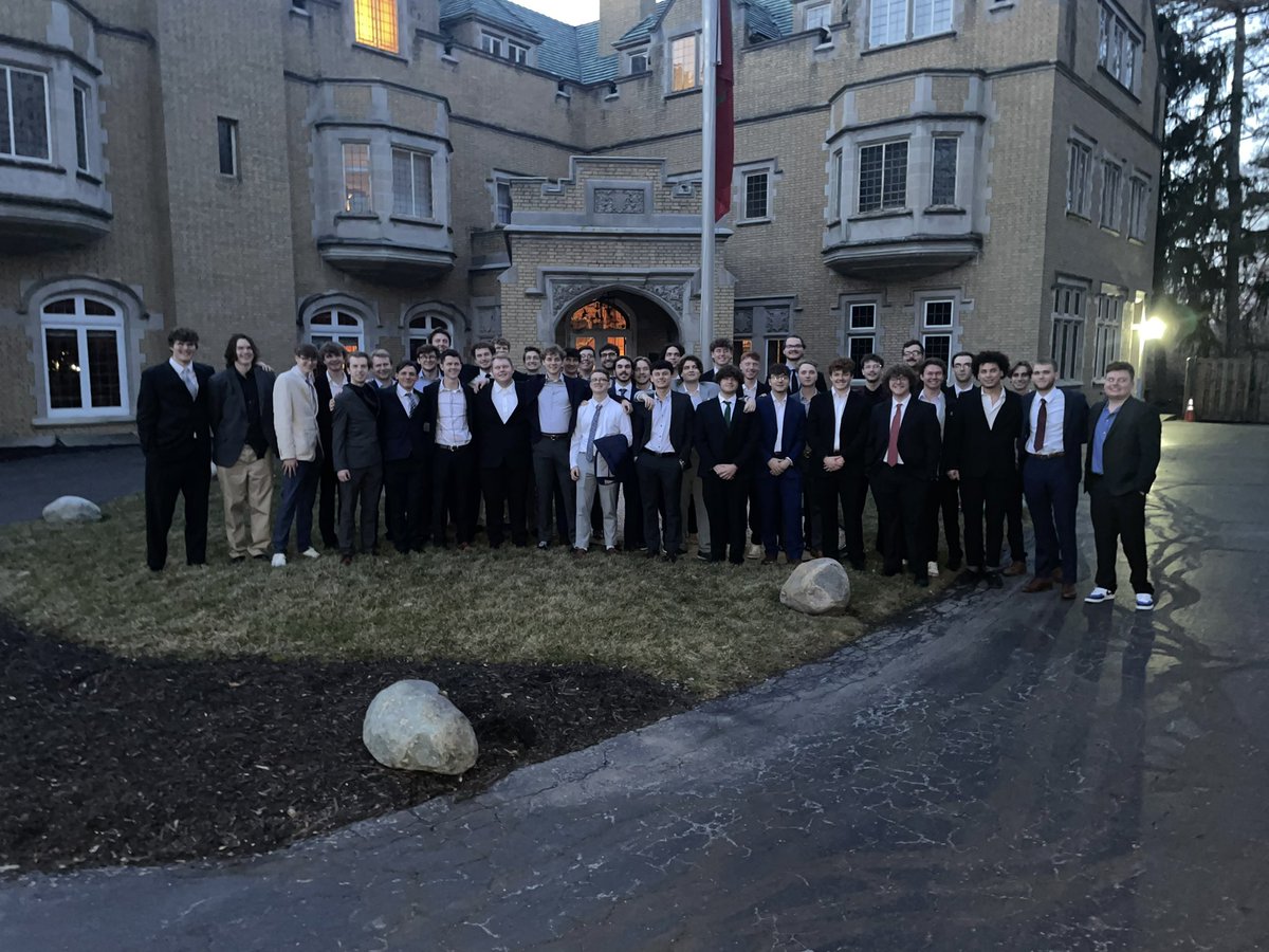 Over the weekend the chapter took a trip down to Phi Psi Headquarters at Laurel Hall to initiate 6 wonderful men into the Phi Kappa Psi Fraternity. These men worked very hard to earn this spot and we know they will do big things! Congrats Gentlemen!!

#LEDN🌵