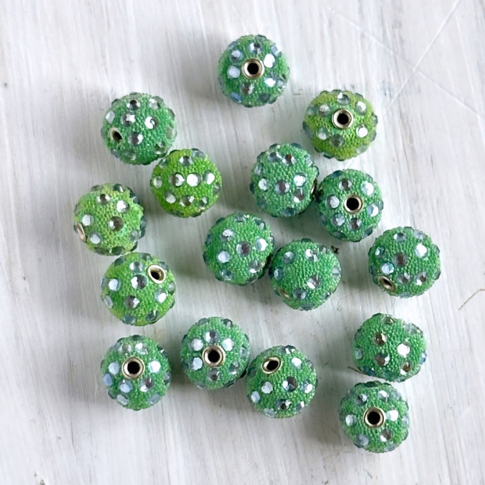 Aren’t these beads giving you a retro vibe?

These are perfect for your jewelry making endeavors - I can see them as a fun necklace with some pearls! What do you see? Tell me what these inspire you to make! 

Shop link in bio 

#beads #jewelrysupplies #retro #fy #fyp