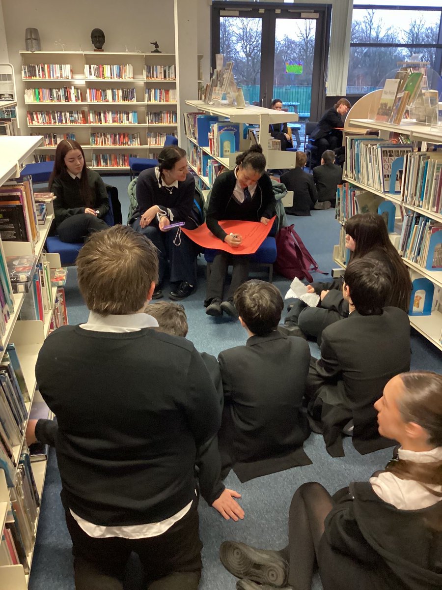 More pics from Our Reading Leaders facilitating the S1 Reading Café last week. The library was abuzz with lots of discussion around our S1 pupils’ reading choices this term. What a fab team they are! #ReadingSchool #leadbyexample #readingforpleasure📚⭐️