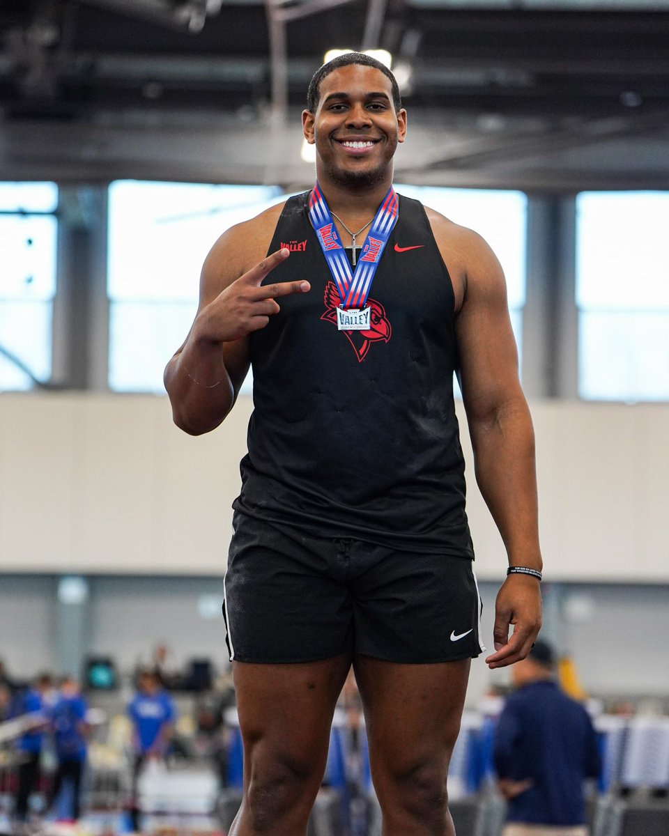 Men’s Shot Put 

Senior Amiri Buchanan takes 2nd with 18.06m (59-3.00)!