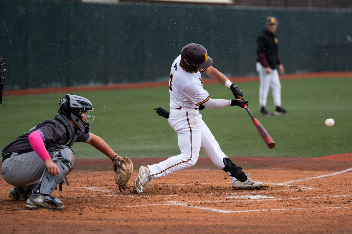 🚨 JC SOPH Jackson Stahl 🚨 Starting off hot in the lead off spot for Hartnell! Stahl has been on a tear so far, getting on base, stealing bases, and driving runs in. This dynamic athletic is fun to watch and a great guy to impact your line up!!! 👀⚡️

<a href="/JacksonStahl13/">Jackson Stahl</a>