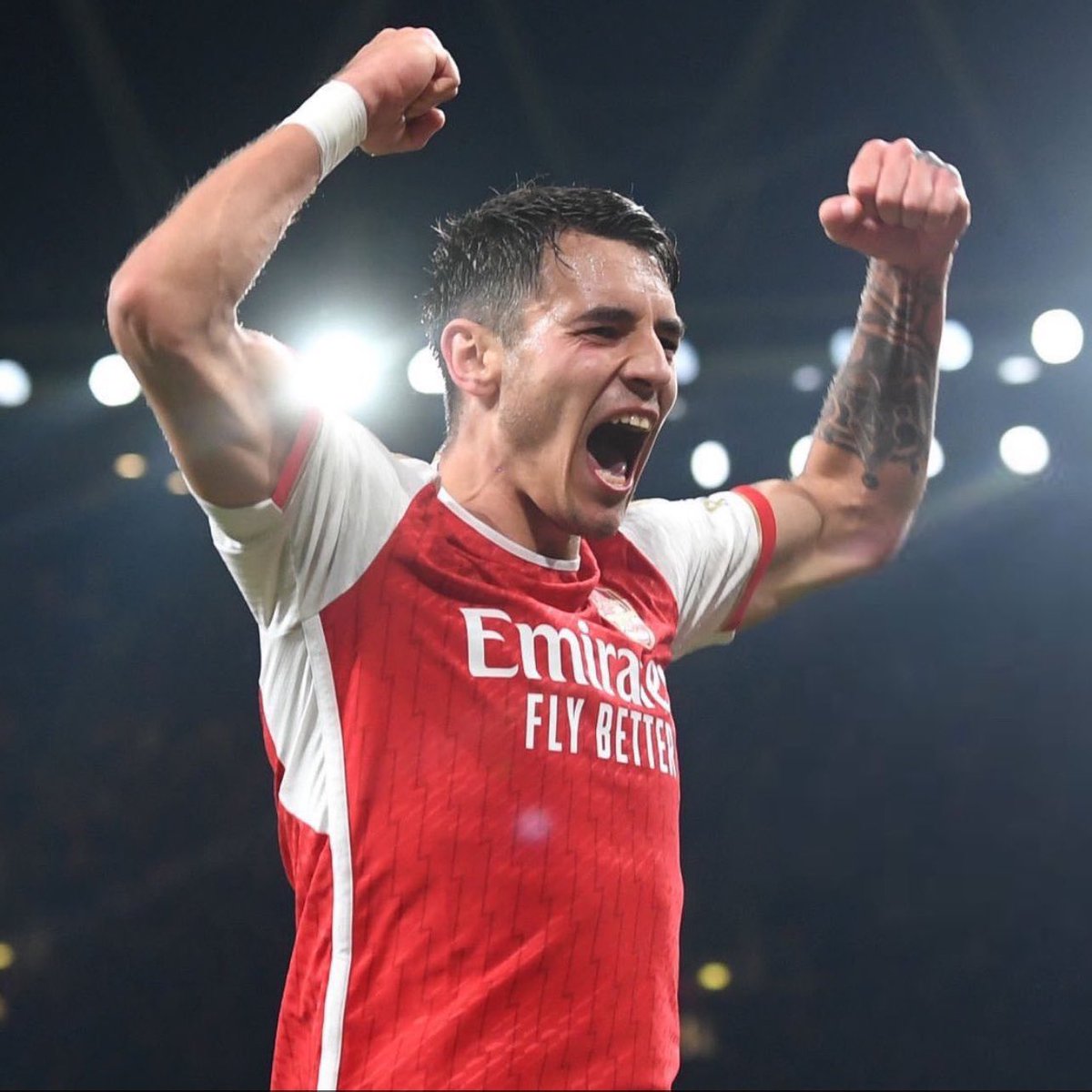 Jakub Kiwior appreciation post.