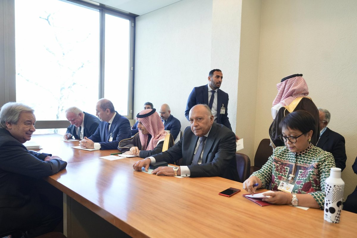 A very open discussion between OIC FMs (Indonesia, Saudi Arabia, Jordan, Egypt and Palestine) with the UN Secretary-General (Geneva, 26/2) on Palestine. Support to UNRWA was discussed during the meeting.
