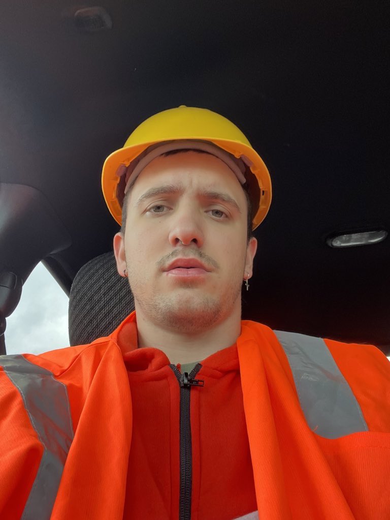 ZlatKonchikov's tweet photo. Face /cock https://t.co/XJmDCfQmnB