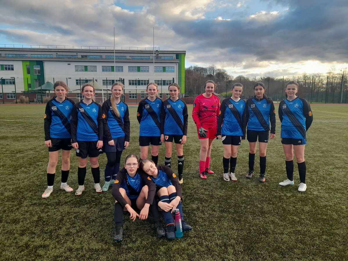 IslwynHighSport's tweet image. Fantastic result for our U15 girls football tonight v Gellihaf. Very proud of these girls who are always committed to representing their school despite their own club commitments. Winning 2-1, taking them into Semis in Caerphilly cup v St Cenydd. POM Aimme C scoring ⚽️⚽️. Fab 👍