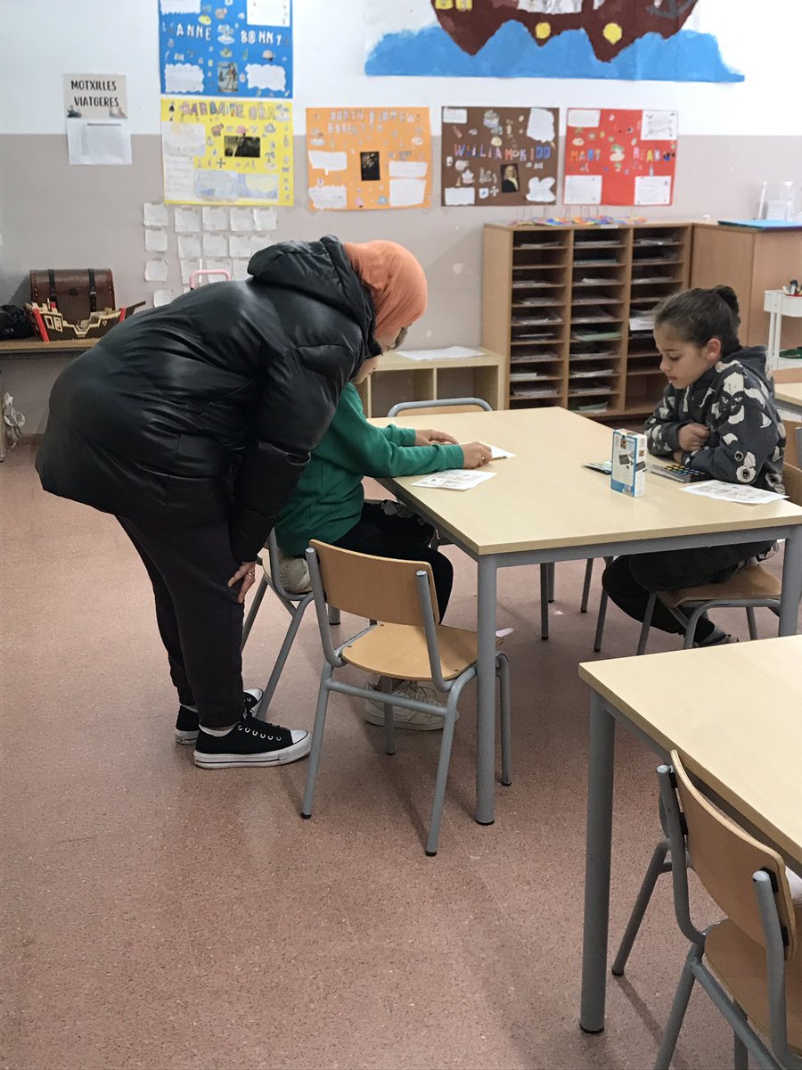 Escola Josep Carner tweet media