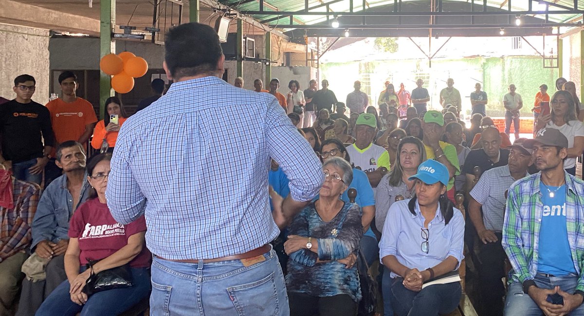 En Guárico estamos listos para esta fase de lucha, en la que ratificamos que este estado cambió para siempre.
Este #25Feb, estupendos encuentros con <a href="/freddysuperlano/">Freddy Superlano</a> en San Juan de Los Morros, con el gran equipo que llevará a <a href="/MariaCorinaYA/">María Corina Machado</a> a la presidencia. 
#ConVzla