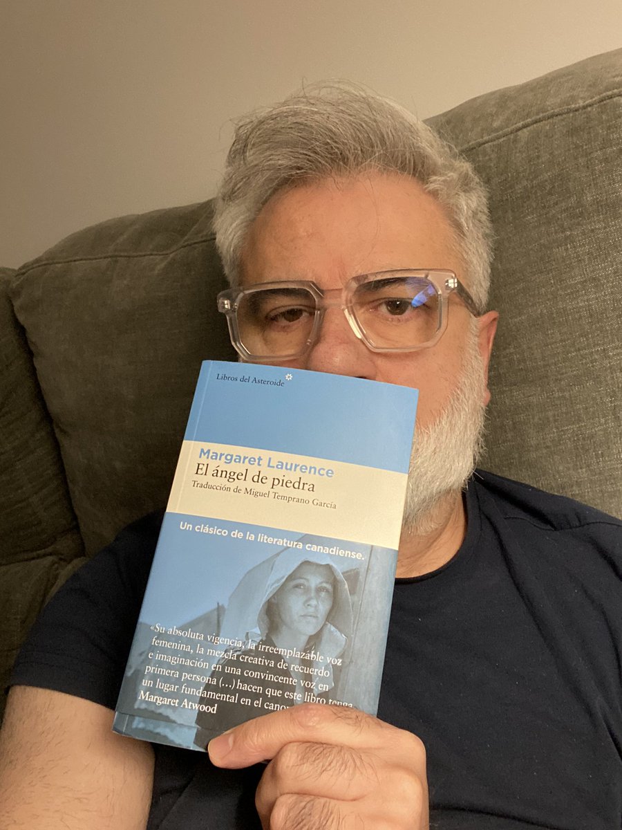 EmilioFerrer's tweet photo. Quién diría que esta novela tiene 60 años. Gracias a @LibrosAsteroide por hacerme descubrir a Margaret Laurence y su triste retrato de Hagar Shipley. https://t.co/jFqmXFgltw