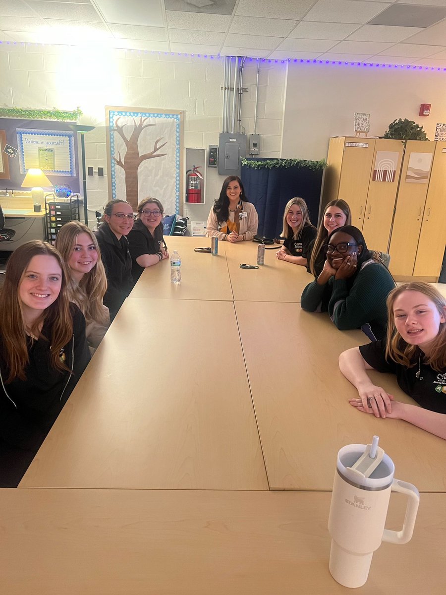 drbnwalker's tweet photo. I spent the morning at the @cpkcareercenter in the Early Childhood Education class! Thank you Mrs. Benham for inviting me to spend time with your students this morning… I absolutely loved learning about your program and meeting some future @cpschoolsva teachers! https://t.co/AuatSLn6ir