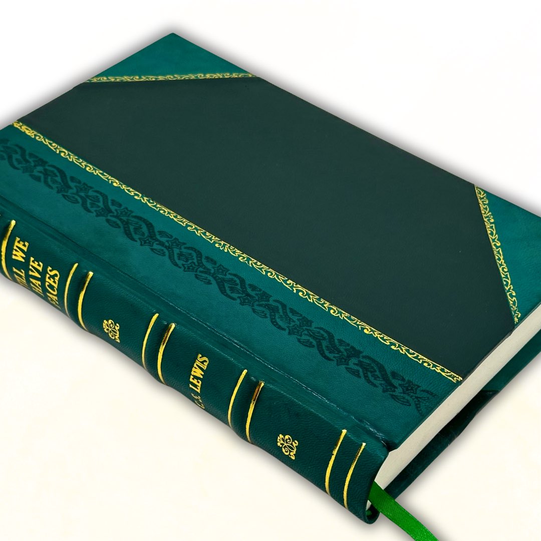 RareBiblio's tweet photo. Swipe and immerse yourself in the intricate details of this exquisite hand-bound leather book. 📗🪡

https://t.co/9kDtMyx7Z7 / @rarebibli o📩
#cslewis #cslewisquotes #cslewisbooks #cslewisquote #tillwehavefaces #green #greenleather #leatherbinding #leatherboundbooks #leatherbound https://t.co/mSQ5IQoYlK