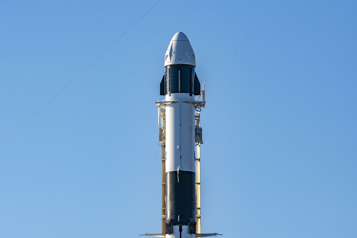 Falcon 9 and Dragon vertical at 39A in Florida. Targeting Friday, March 1 for launch of Crew-8 → spacex.com/launches