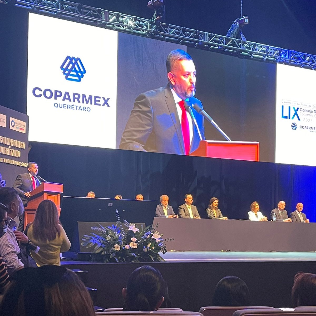 camescommx's tweet photo. #CAMESCOMpresente a través de nuestra Delegación Centro Occidente, en la toma de protesta de Beatriz Hernández Rojas como nueva Presidente de @coparmexqro1 por el periodo 2023 - 2024  

#Bajío #AliadoInstitucional https://t.co/8lA1mcBq9p