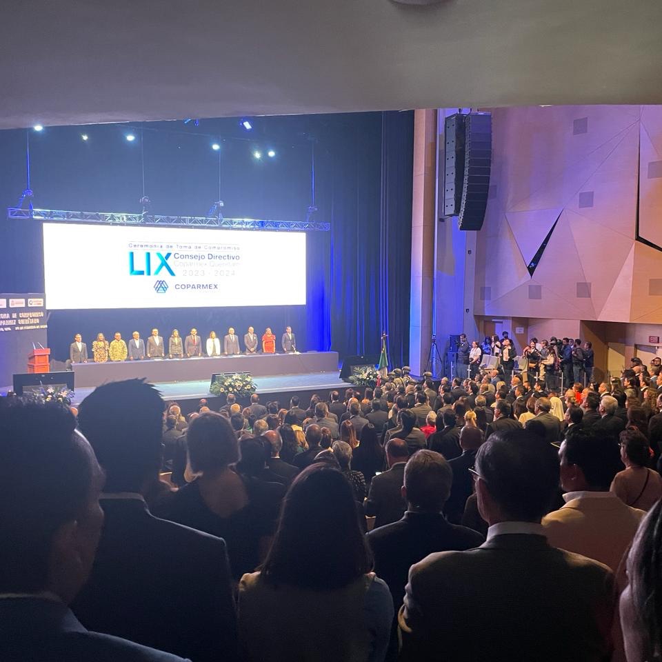 camescommx's tweet photo. #CAMESCOMpresente a través de nuestra Delegación Centro Occidente, en la toma de protesta de Beatriz Hernández Rojas como nueva Presidente de @coparmexqro1 por el periodo 2023 - 2024  

#Bajío #AliadoInstitucional https://t.co/8lA1mcBq9p