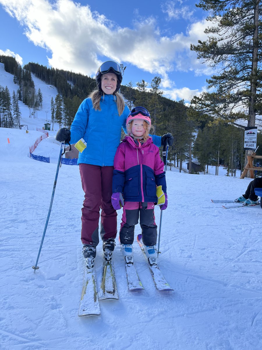 ❄️ Family fun on the slopes is what we live for! Pass Powderkeg Ski Area has an exciting lineup of events perfect for all ages, don't miss out on the mountain magic: passpowderkeg.com/home/special-e…

#CrowsnestPass #ExploreThePass #PassPowderkeg