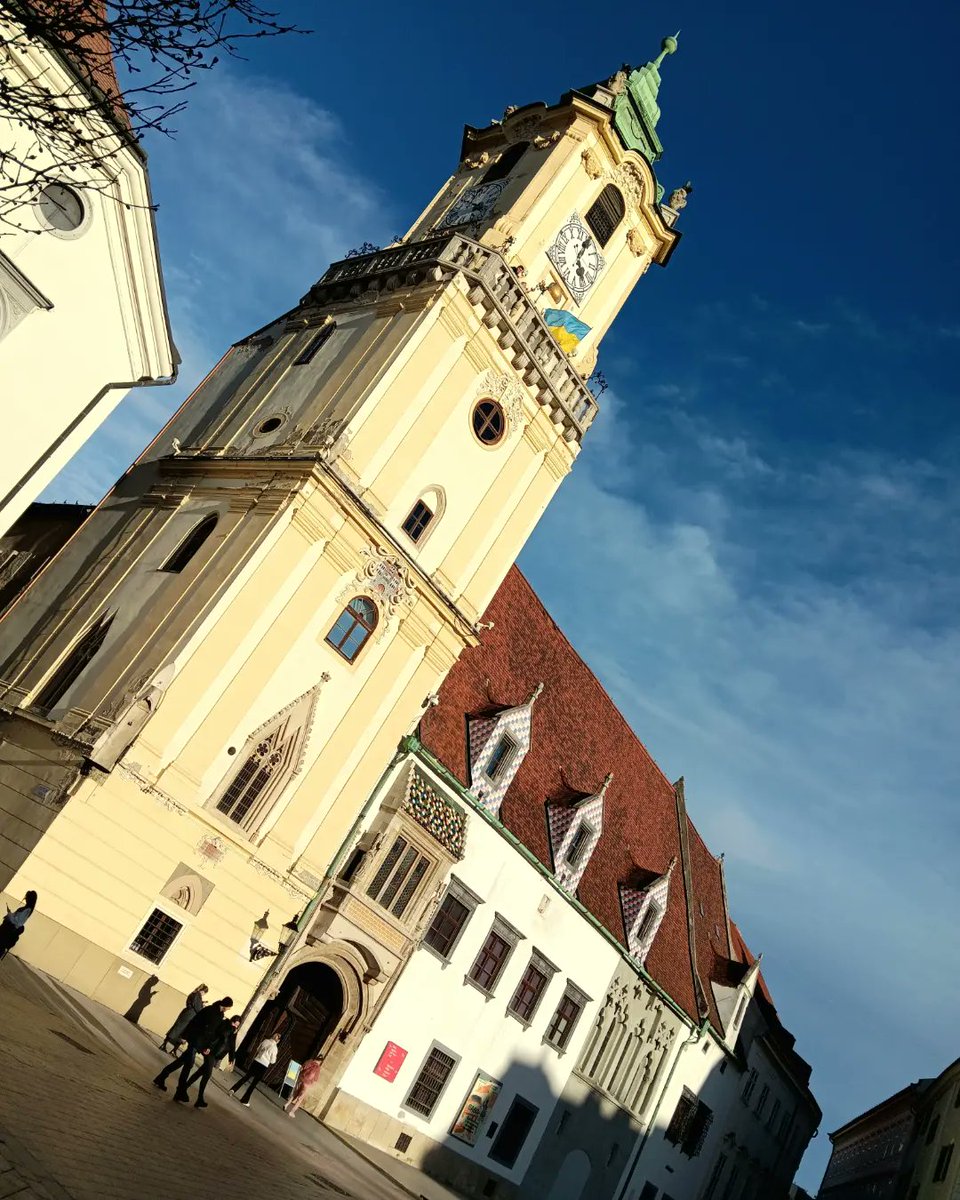 EliutJustus's tweet photo. #Bratislava surprised me. Was a great city and I really enjoyed it.

#gay #travel https://t.co/SAGYw9Kchj